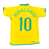 Brazil 2006 Home Shirt (M) - Ronaldinho 10